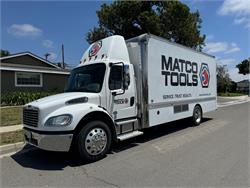 ** SOLD 2017 FREIGHTLINER M2 20' **